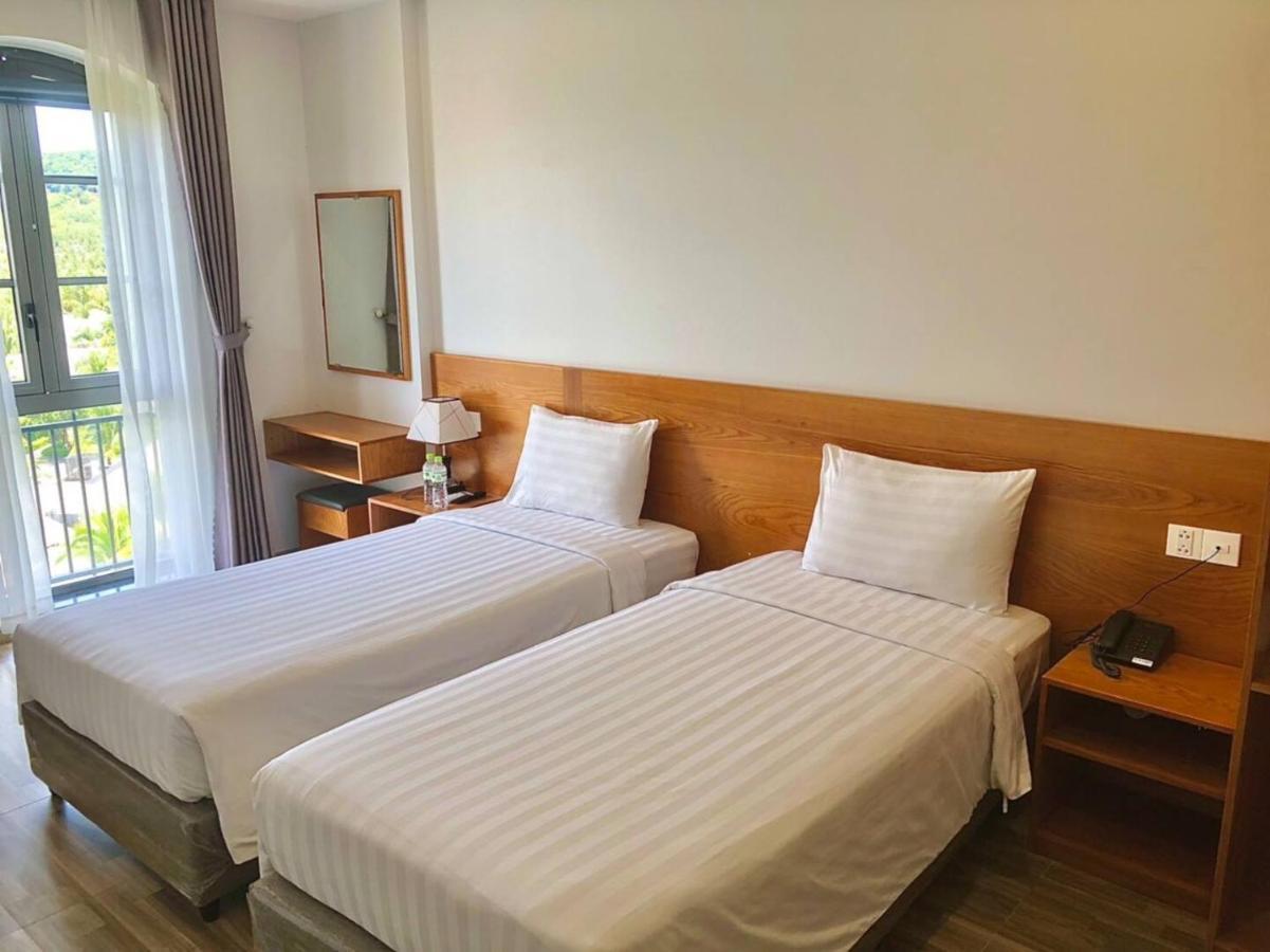 Sky Hotel Phu Quoc Eksteriør bilde